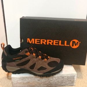 New Men's Merrell Water Proof Shoes Size 10.5